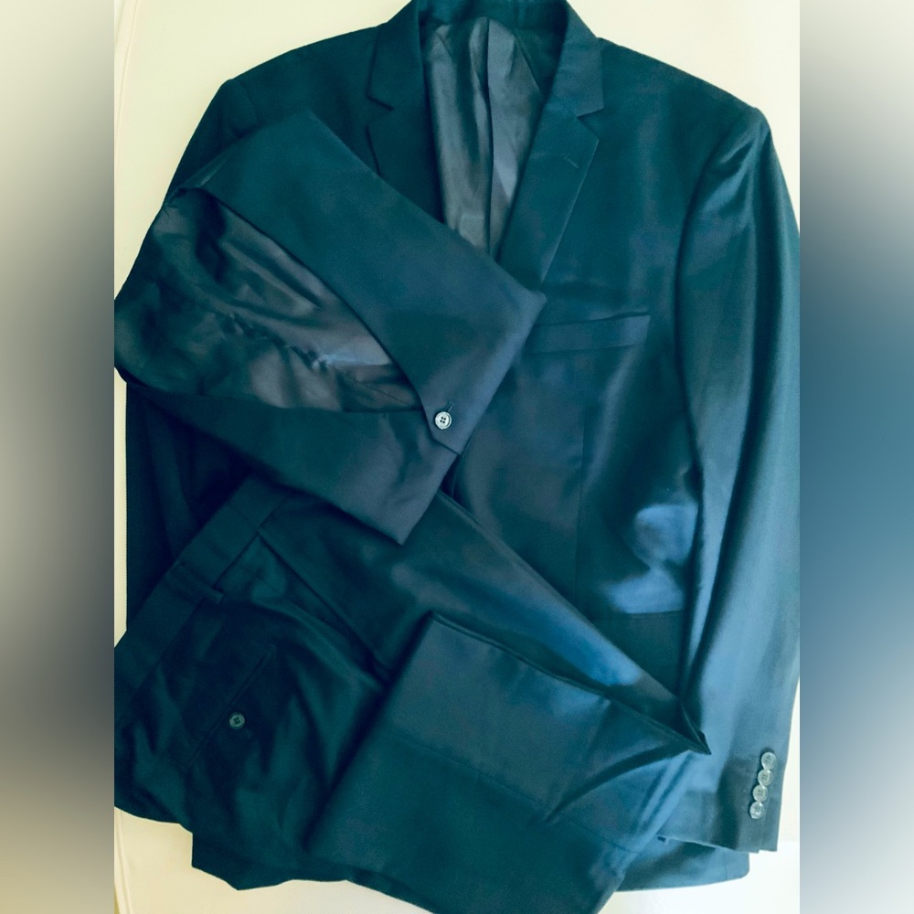 Cooper & Nelson Men suit